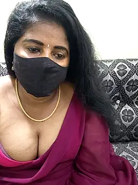 Snapshot of Sunitha-tamilponu chatting on July 2026 08:52:02 PM Sunitha-tamilponu online show from July 2026 08:52:02 PM