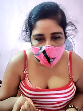Snapshot of Rulali_44 chatting on April 2026 06:05:02 PM Rulali 44 online show from April 2026 06:05:02 PM