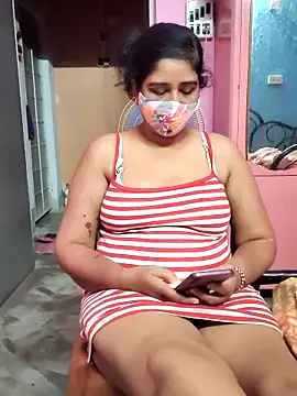 Snapshot of Rulali_44 chatting on May 2026 04:35:01 PM Rulali 44 online show from May 2026 04:35:01 PM