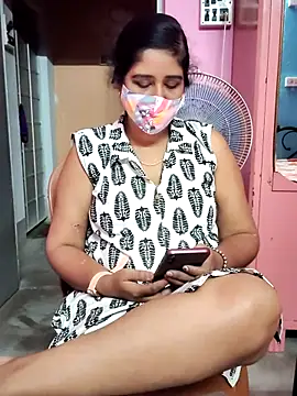 Snapshot of Rulali_44 chatting on May 2026 03:52:02 PM Rulali 44 online show from May 2026 03:52:02 PM