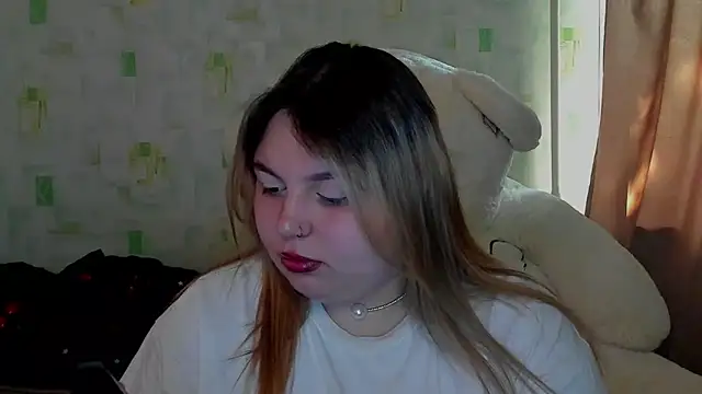 LillyHaigh online show from May 2026 05:56:01 AM