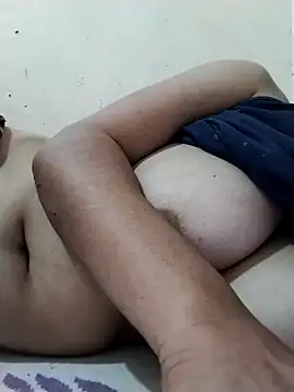 Zi90m online show from April 2026 04:43:02 AM