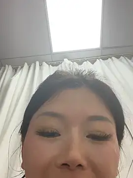 Snapshot of milkwine chatting on June 2026 06:32:02 PM milkwine online show from June 2026 06:32:02 PM