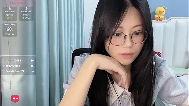Luna-666 online show from April 2026 05:30:01 PM
