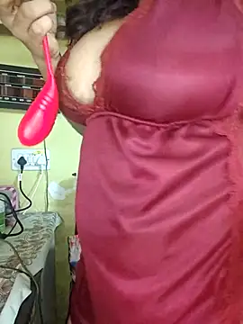Snapshot of vanika2000 chatting on July 2026 05:23:02 AM vanika2000 online show from July 2026 05:23:02 AM