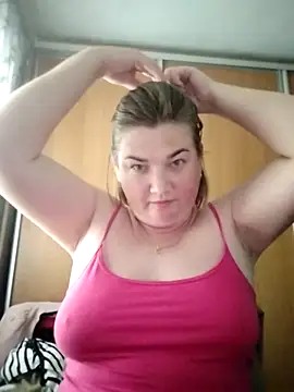 MiyaOlliver online show from May 2026 02:00:02 PM