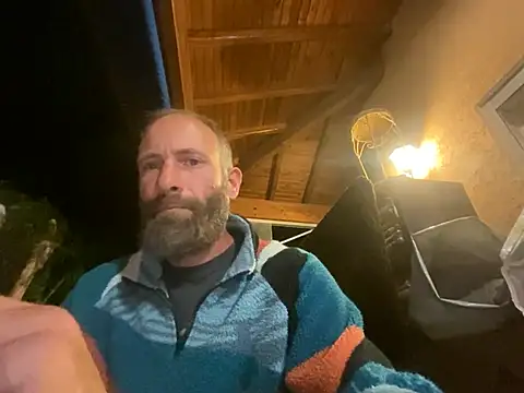 thefrenchi09 online show from April 2026 08:06:01 PM