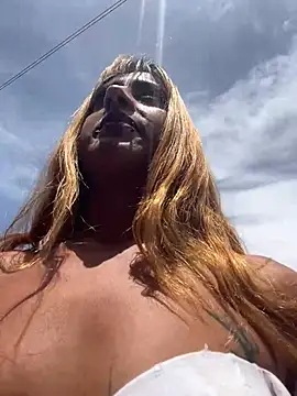 sophia forest online show from April 2026 03:38:02 PM