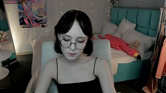 Snapshot of Lilac-Muse chatting on July 2026 11:13:02 AM Lilac-Muse online show from July 2026 11:13:02 AM