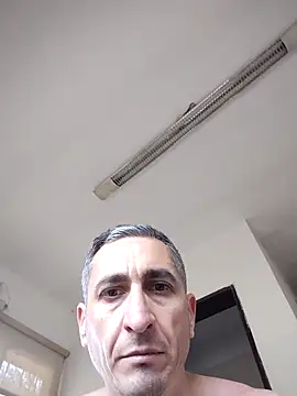 Snapshot of Alejandro83bsf chatting on June 2026 05:48:01 PM Alejandro83bsf online show from June 2026 05:48:01 PM