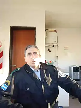 Snapshot of Alejandro83bsf chatting on July 2026 01:06:01 PM Alejandro83bsf online show from July 2026 01:06:01 PM