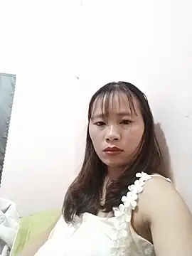 Snapshot of -Natina- chatting on June 2026 04:33:02 AM -Natina- online show from June 2026 04:33:02 AM
