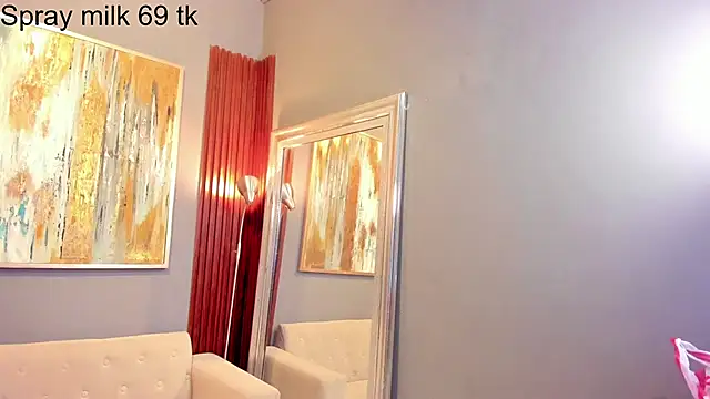Snapshot of Kiara_Curls chatting on May 2026 11:17:02 AM Kiara Curls online show from May 2026 11:17:02 AM