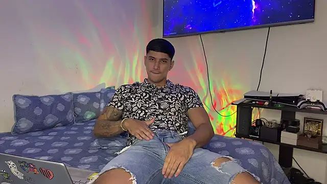 Snapshot of SexxxySquirterStev777 chatting on June 2026 11:14:01 AM SexxxySquirterStev777 online show from June 2026 11:14:01 AM