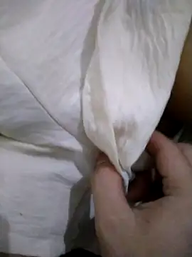 couple mei online show from May 2026 04:04:02 PM