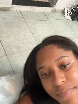 camillevi31 online show from April 2026 07:34:01 PM