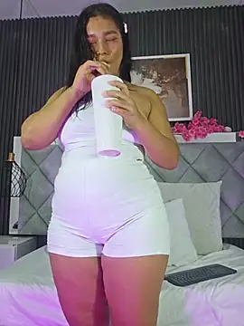 Snapshot of Sara_Chanel_ chatting on May 2026 04:21:02 AM Sara Chanel online show from May 2026 04:21:02 AM
