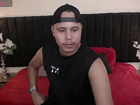 noah oliver1 online show from May 2026 01:14:01 AM