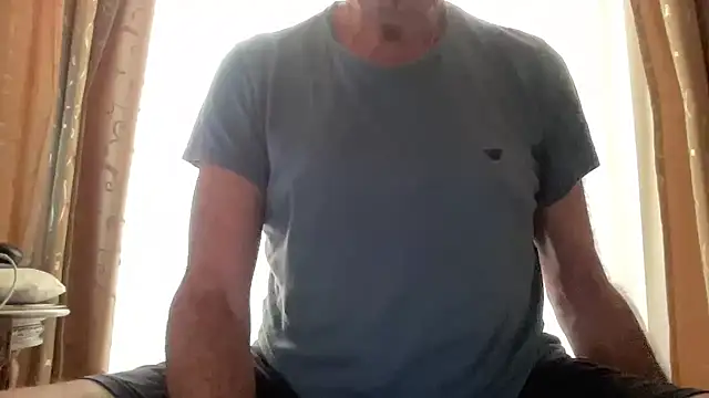 Snapshot of henrybull007 chatting on June 2026 06:16:02 AM henrybull007 online show from June 2026 06:16:02 AM