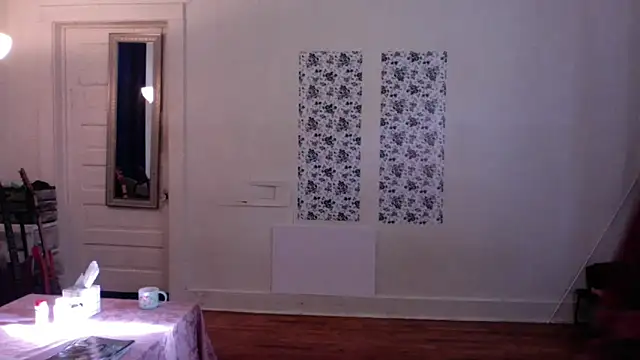 Snapshot of AnnywnBelle chatting on May 2026 10:05:02 PM AnnywnBelle online show from May 2026 10:05:02 PM