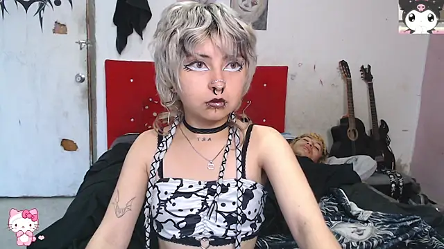 Snapshot of Cute_Chrixxx chatting on May 2026 12:20:01 PM Cute Chrixxx online show from May 2026 12:20:01 PM