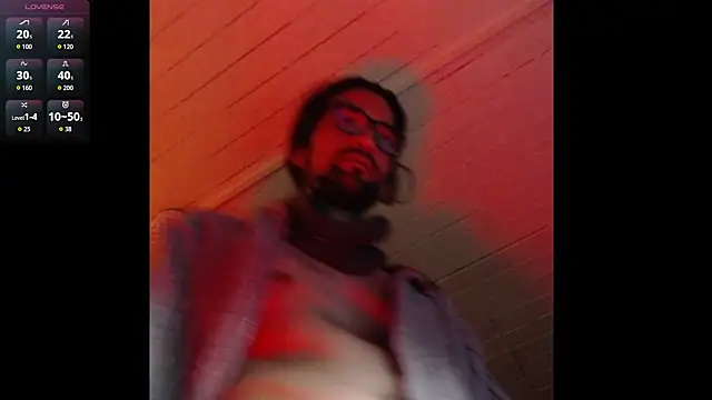 Snapshot of mr_maker chatting on June 2026 01:47:02 AM mr maker online show from June 2026 01:47:02 AM