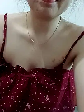 Kee2000 online show from May 2026 06:43:01 AM