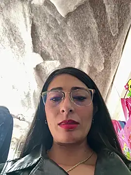 IsabellaMariet online show from June 2026 03:27:01 PM