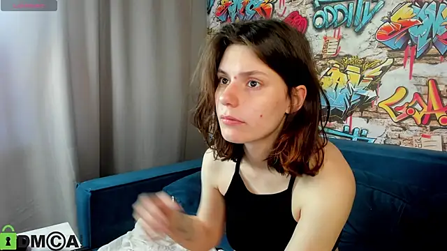 Snapshot of Kira_Be11 chatting on June 2026 01:08:02 AM Kira Be11 online show from June 2026 01:08:02 AM