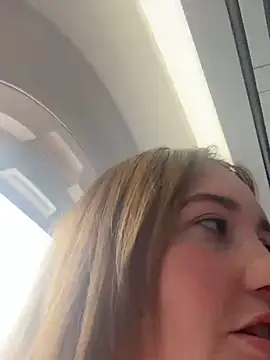 Mrsthicktorious8 online show from April 2026 12:43:01 PM