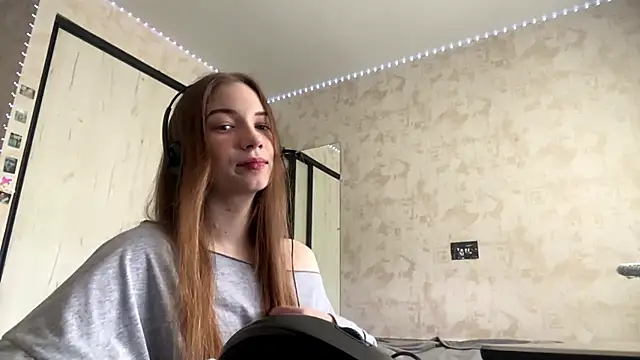 Sonya Solnarima online show from April 2026 11:27:02 AM