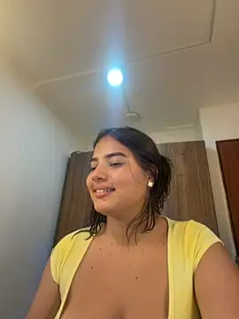 Snapshot of Mulan_rousse chatting on June 2026 02:24:02 AM Mulan rousse online show from June 2026 02:24:02 AM