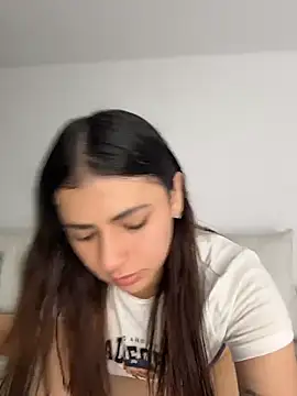 EmilyCxx online show from July 2026 12:04:02 AM
