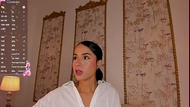 Snapshot of sara_castro24_ chatting on July 2026 08:51:01 PM sara castro24 online show from July 2026 08:51:01 PM