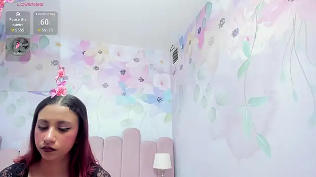 Snapshot of Miabloom19_ chatting on July 2026 11:07:02 PM Miabloom19 online show from July 2026 11:07:02 PM