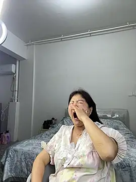 linda51863 online show from June 2026 12:50:02 PM