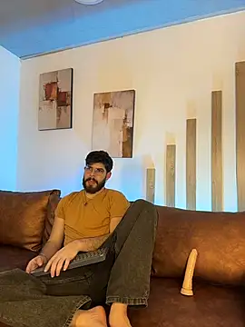 DomBoy  online show from June 2026 08:25:02 PM