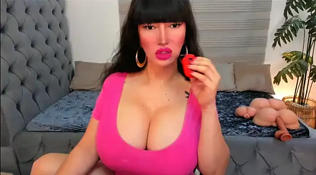 Snapshot of PlayfullMaria chatting on December 2024 01:14:01 PM PlayfullMaria online show from December 2024 01:14:01 PM