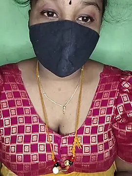 Snapshot of tamil_butterfly chatting on June 2026 05:59:01 PM tamil butterfly online show from June 2026 05:59:01 PM