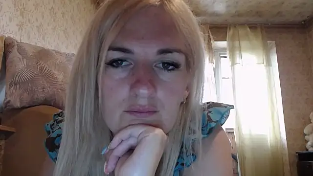 Snapshot of MartaHaze chatting on July 2026 08:05:01 AM MartaHaze online show from July 2026 08:05:01 AM
