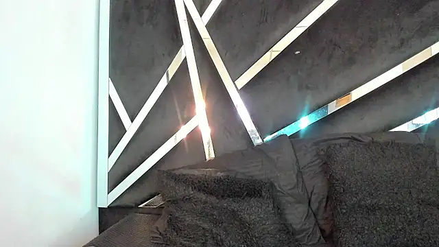 cristalxht online show from June 2026 08:45:02 PM
