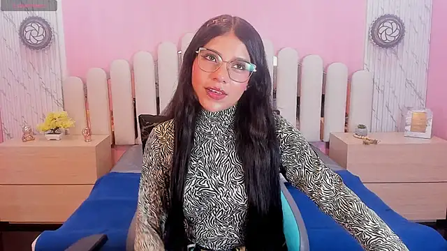 Snapshot of babe_vennus chatting on June 2026 04:56:02 PM babe vennus online show from June 2026 04:56:02 PM