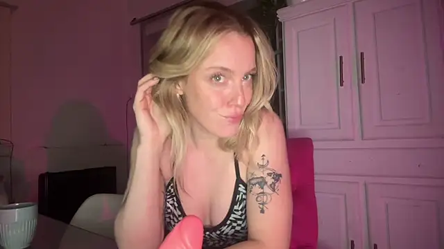 sweetemma x online show from May 2026 01:10:01 AM
