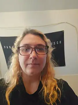 Snapshot of Thatonebinch chatting on May 2026 04:02:02 PM Thatonebinch online show from May 2026 04:02:02 PM