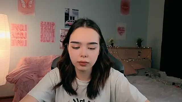 Sunsetberry online show from April 2026 08:57:02 PM