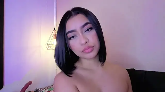 Snapshot of Chloe_monroee chatting on June 2026 05:12:01 AM Chloe monroee online show from June 2026 05:12:01 AM