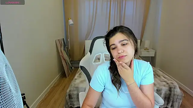 Trisha Moore online show from July 2026 01:16:01 AM
