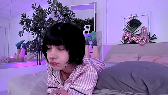 Ashley Alt online show from May 2026 06:40:02 AM