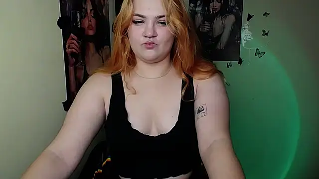 RinaRiii online show from June 2026 12:08:02 PM