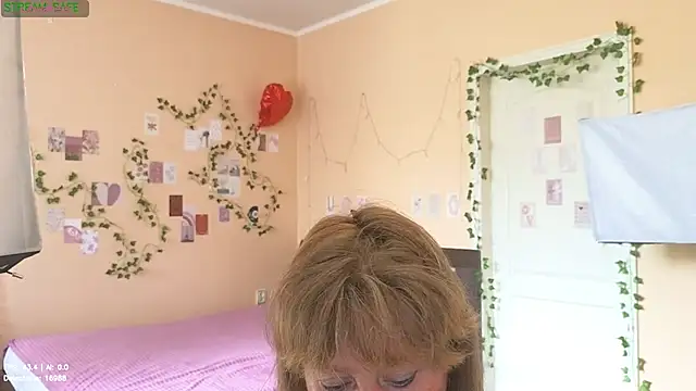 Melania Cook online show from June 2026 10:27:01 AM